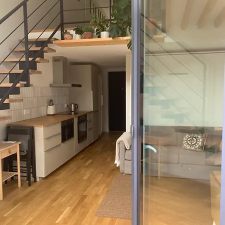 Cozy Loft 2